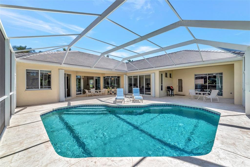 4956 BRIDGEHAMPTON BOULEVARD photo 25