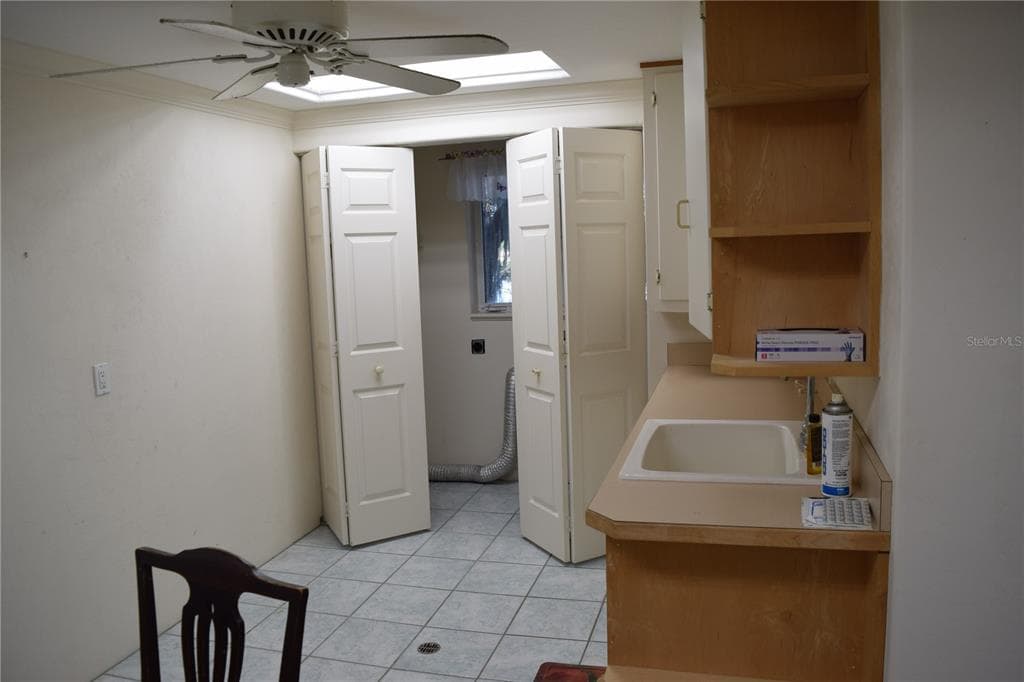 121 AWEEMA WAY photo 24