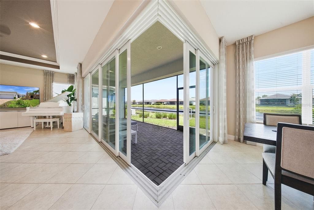 15528 CORONA DEL MAR DRIVE photo 17