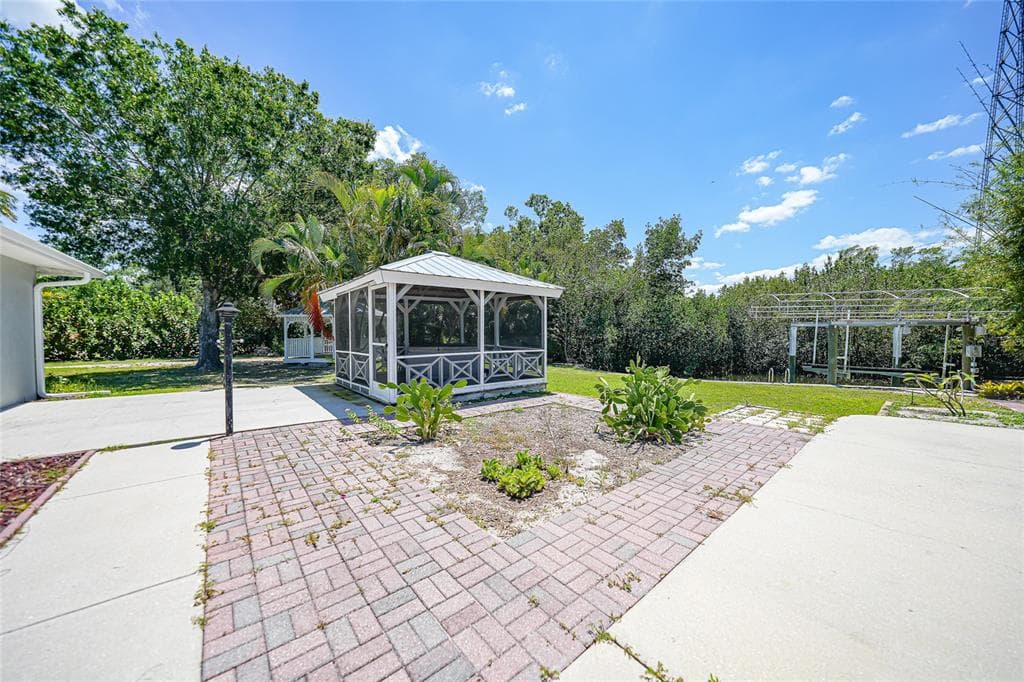 425 FIREBALL COURT photo 20