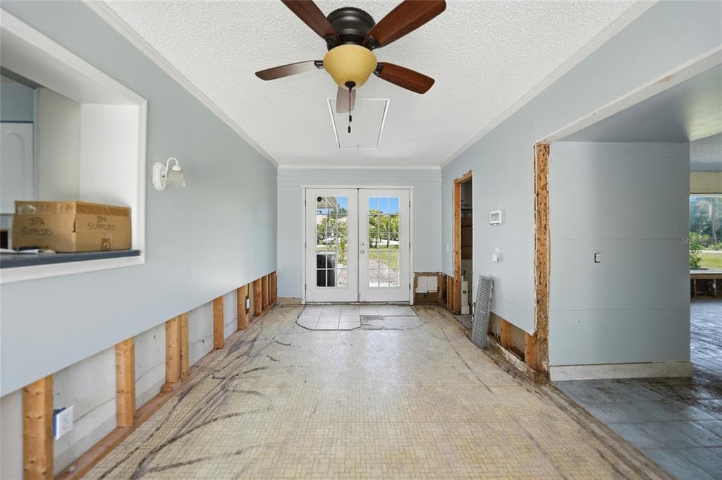 425 FIREBALL COURT photo 8