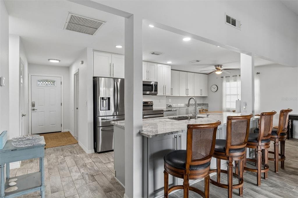 5440 LEAHY LANE photo 8