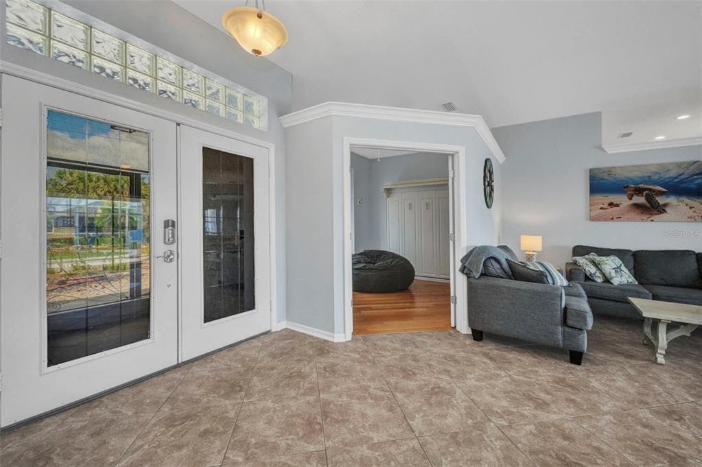 9582 ARSIPE CIRCLE photo 7