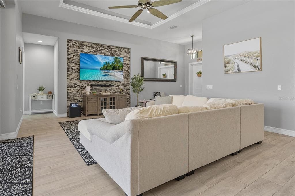 4286 HARBOR BOULEVARD photo 8