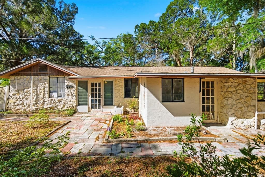 5651 MONROE STREET photo 4