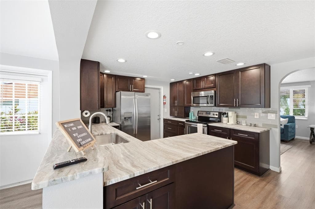 51 CYPRESS DRIVE photo 13