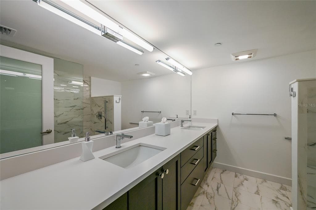988 BLVD OF THE ARTS 1710 photo 15