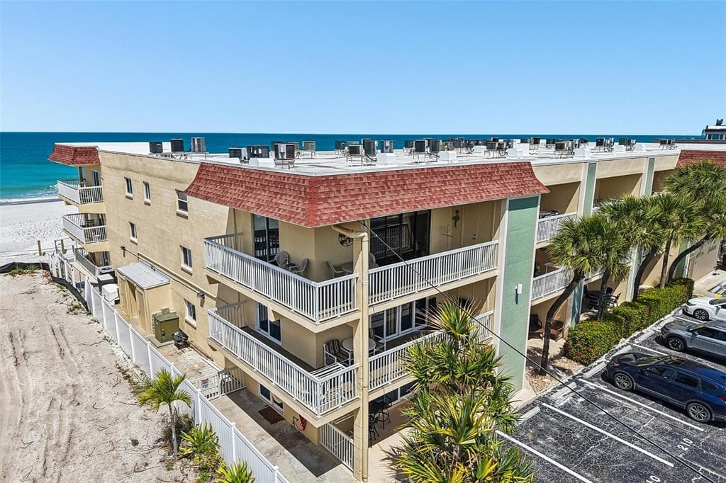 50 GULF BOULEVARD 301 photo 25