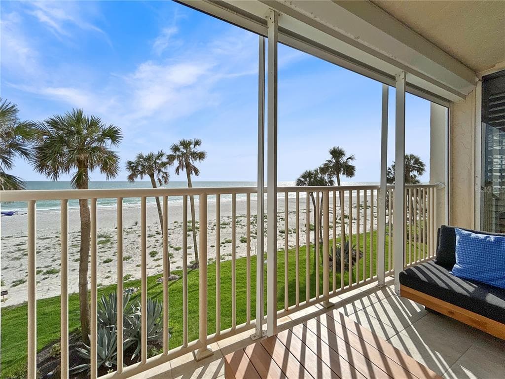 4325 GULF OF MEXICO DRIVE 305 photo 4