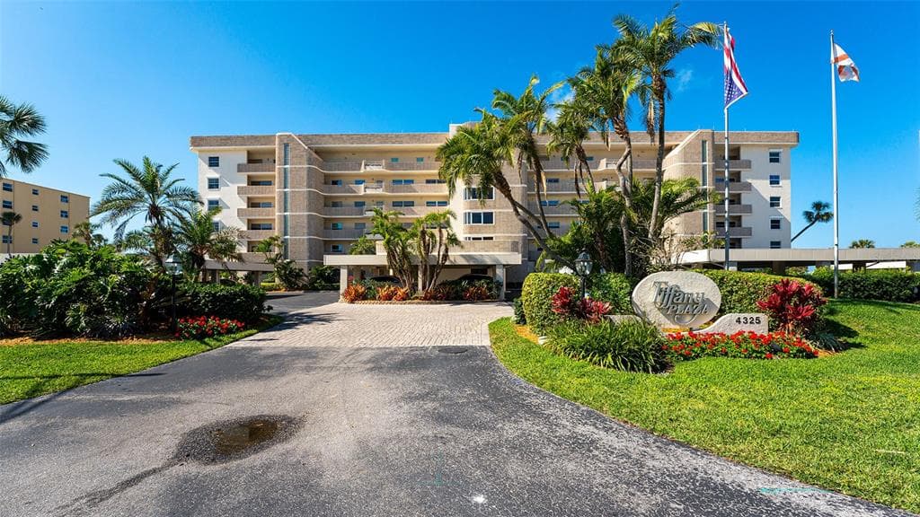 4325 GULF OF MEXICO DRIVE 305 photo 21