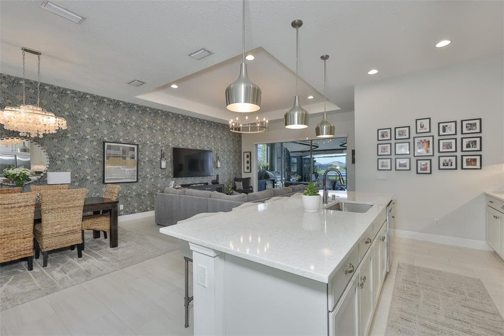 12421 GLENRIDGE LANE photo 6