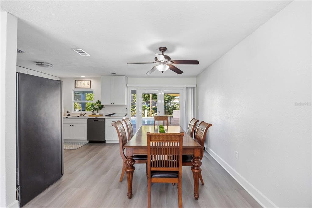 5281 BOYLE TERRACE photo 11