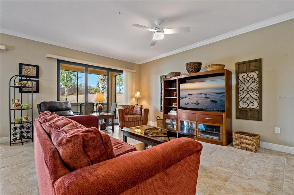 23085 BANBURY WAY 103 photo 5