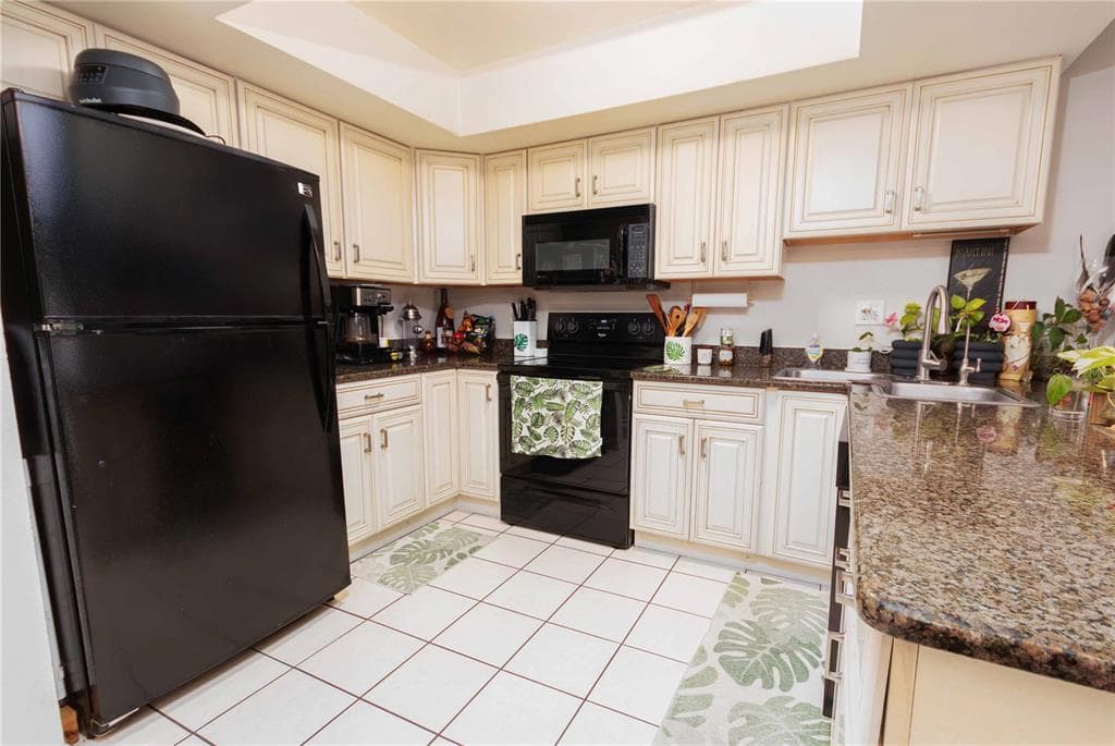2158 TARPON LANDINGS DRIVE photo 8
