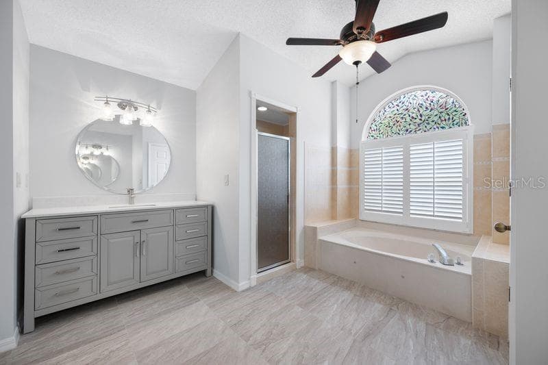 5321 GARDENS DR photo 24
