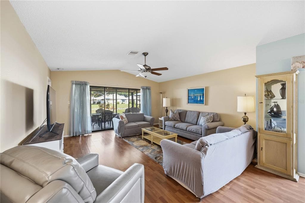 38 PEBBLE ROCK DRIVE photo 13