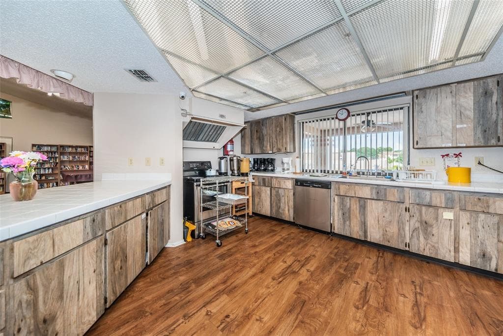 1022 BOWSPRIT LANE 1022 photo 22