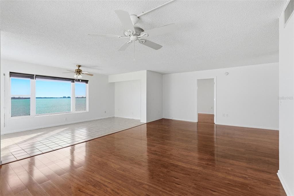 5980 SHORE BOULEVARD S 901 photo 10