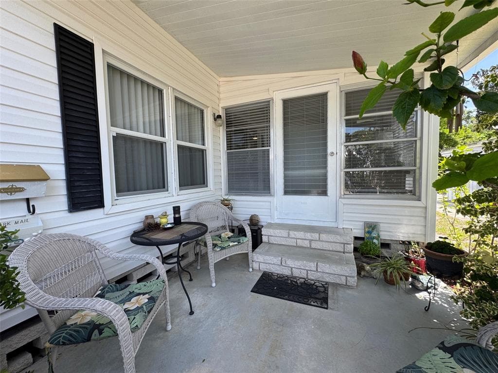 605 MICHIGAN BOULEVARD 122 photo 3