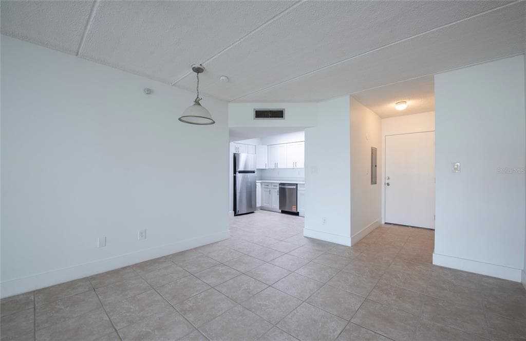 10365 PARADISE BOULEVARD 9 photo 17