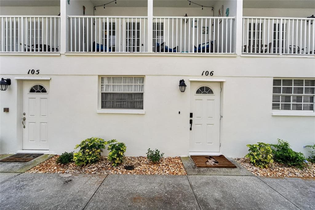 17960 GULF BOULEVARD 106 photo 7