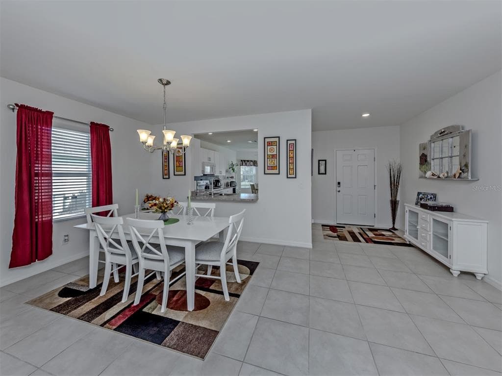 7045 WATERFORD PARKWAY photo 14