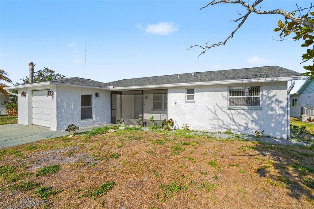 2217 HARRISON DRIVE photo 3