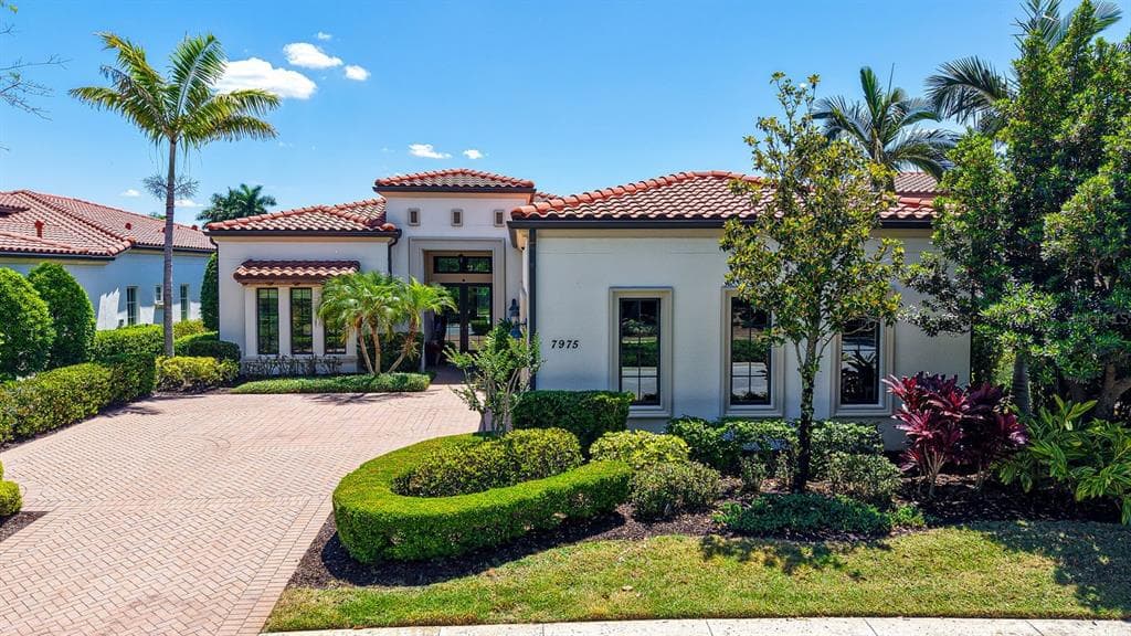 7975 MATERA COURT photo 11
