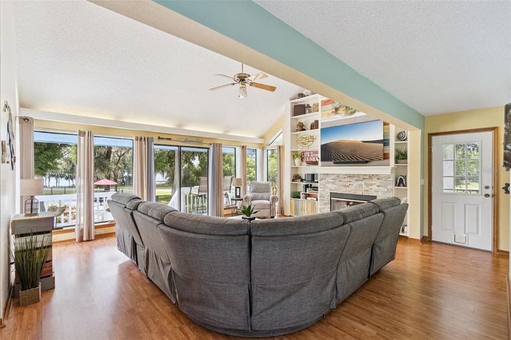 10400 LAKE LOUISA ROAD photo 8