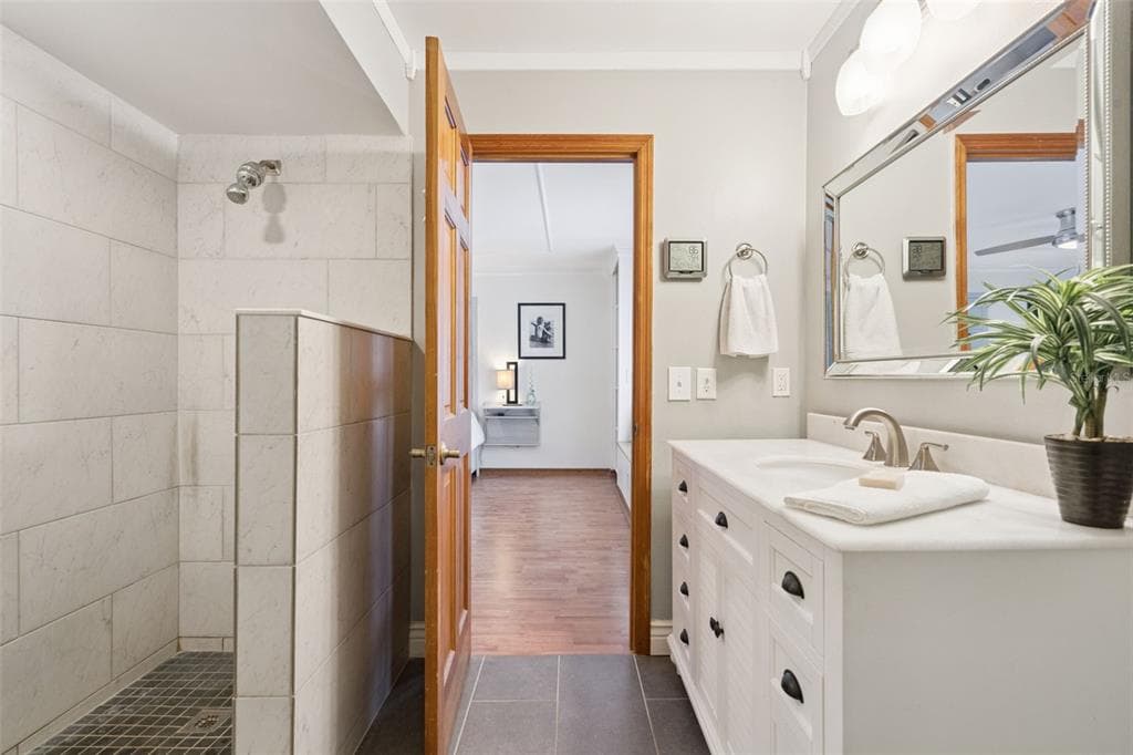 10400 LAKE LOUISA ROAD photo 25