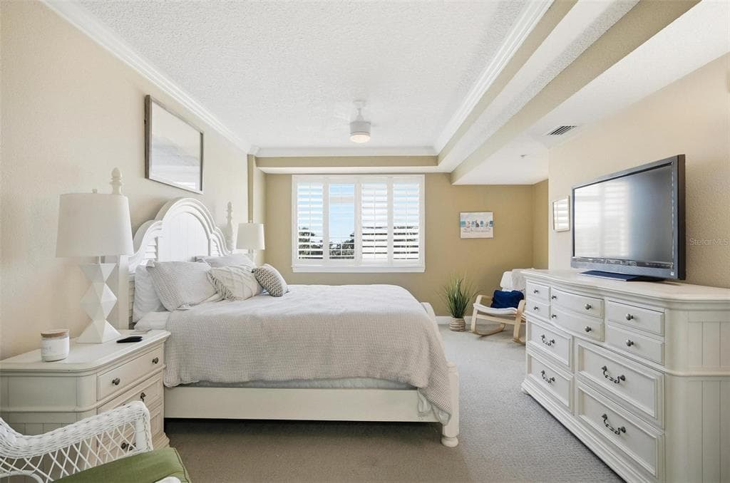 60 SURFVIEW DRIVE 122 photo 19