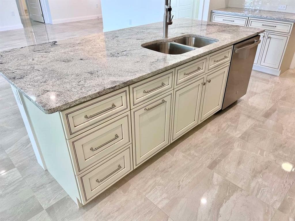 55 ROTONDA CIRCLE photo 6