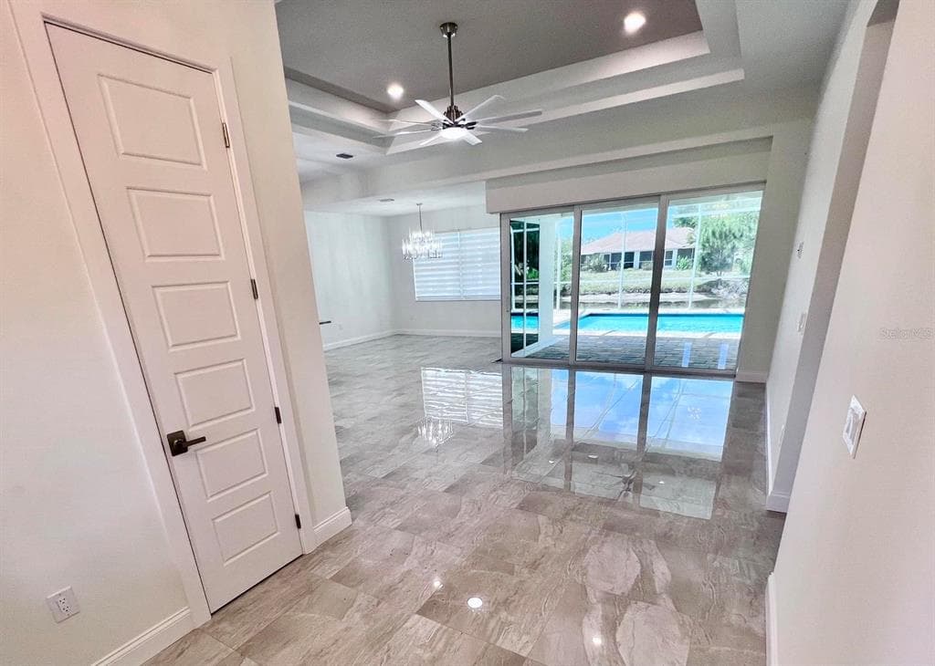 55 ROTONDA CIRCLE photo 20