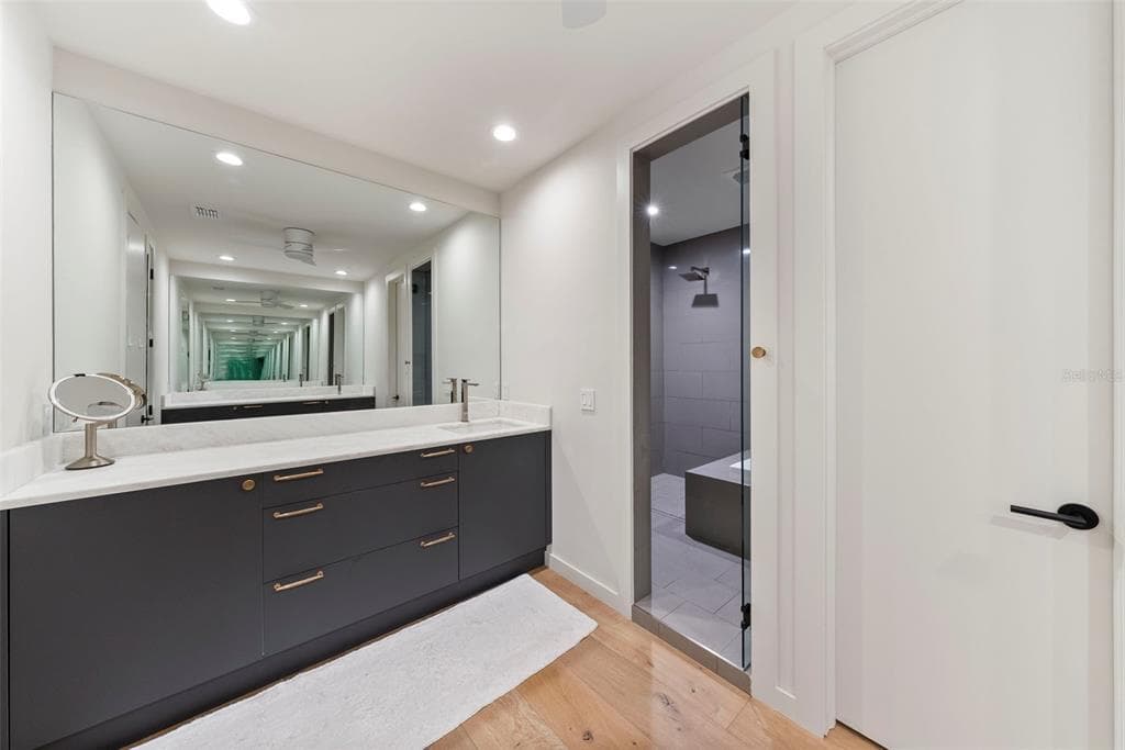 1123 ABBEYS WAY photo 24