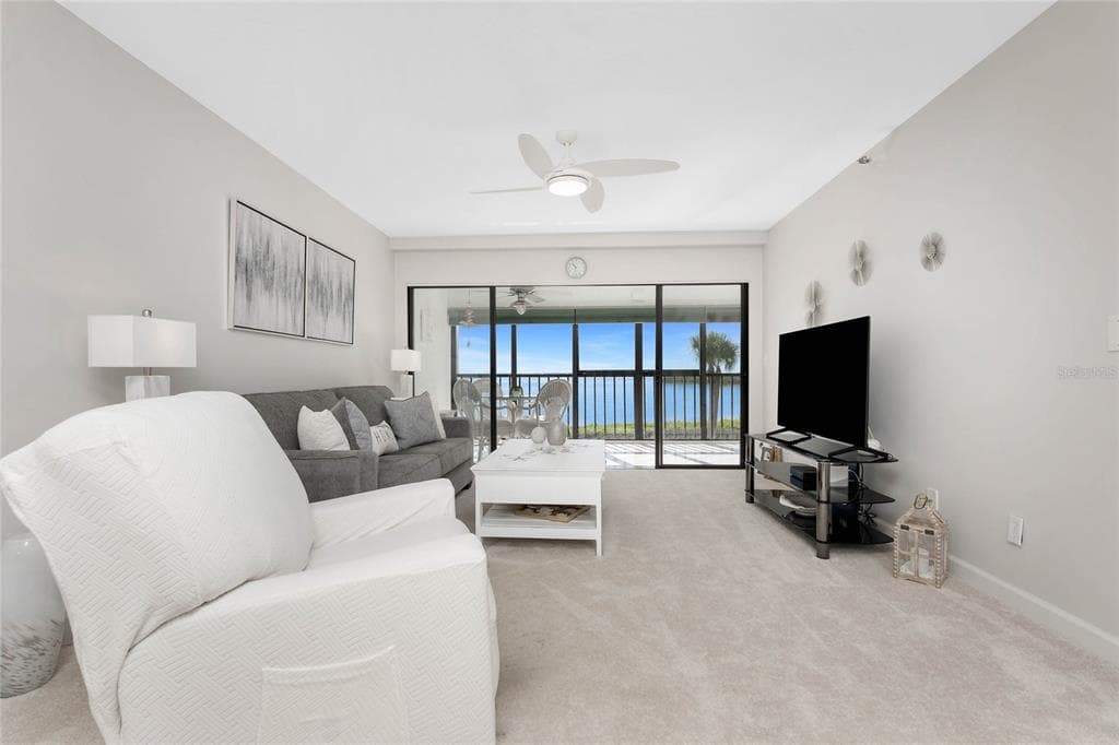 1551 BEACH ROAD 306 photo 11