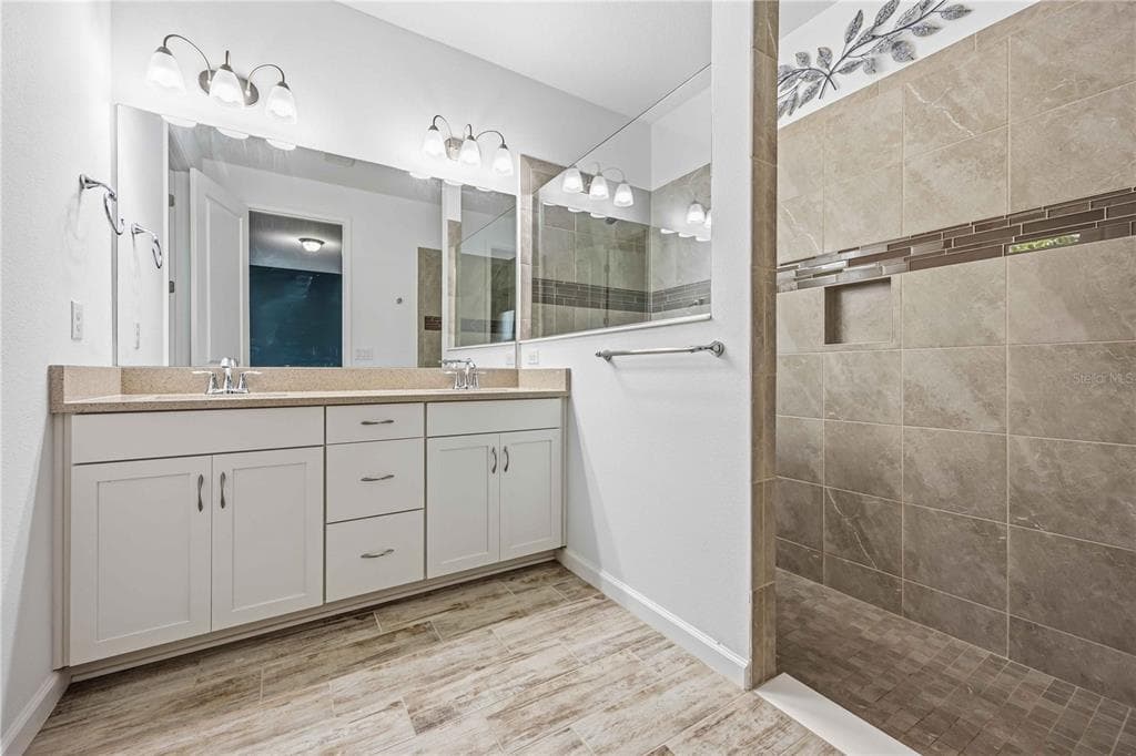 11516 RENAISSANCE BOULEVARD photo 19