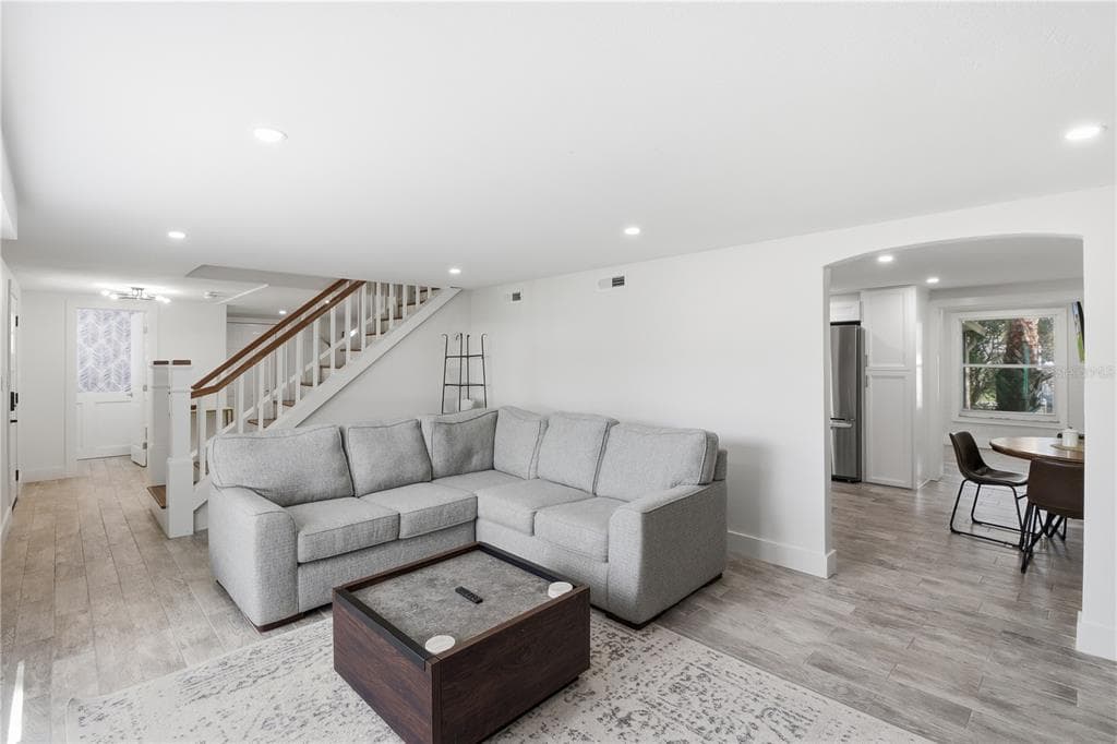 9235 W HARBOR ISLE COURT photo 11
