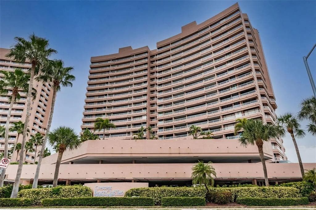 1310 GULF BOULEVARD 4D photo 1