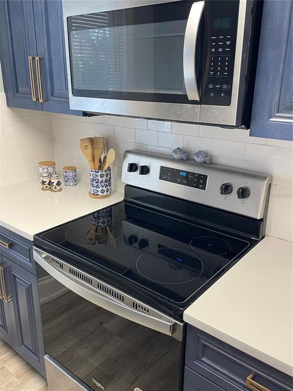 30 SE VALARE LANE 205A photo 12