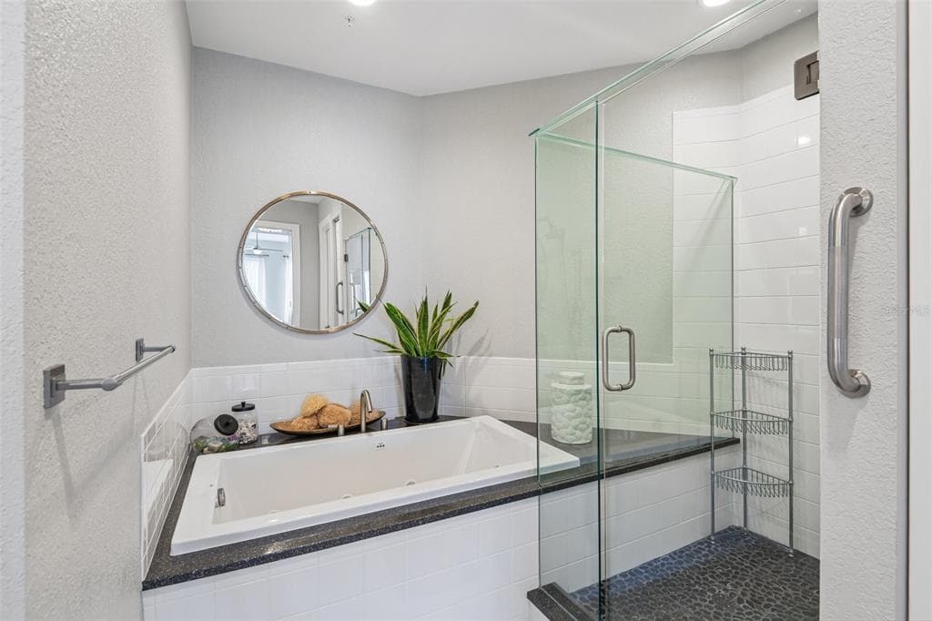 1180 GULF BOULEVARD 101 photo 22