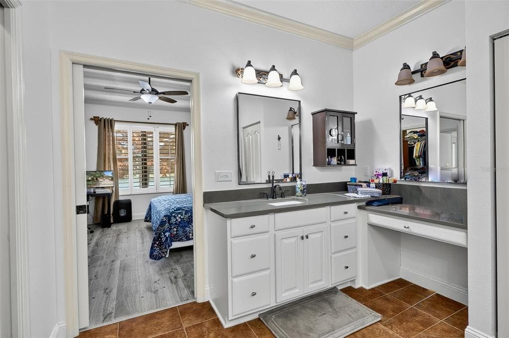 5 SANDPIPER COURT photo 18