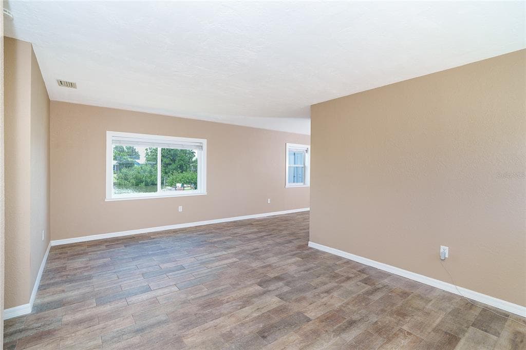 138 BUCKEYE AVENUE NW photo 13