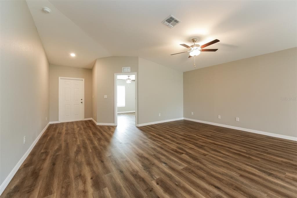 4208 WALL LANE photo 4