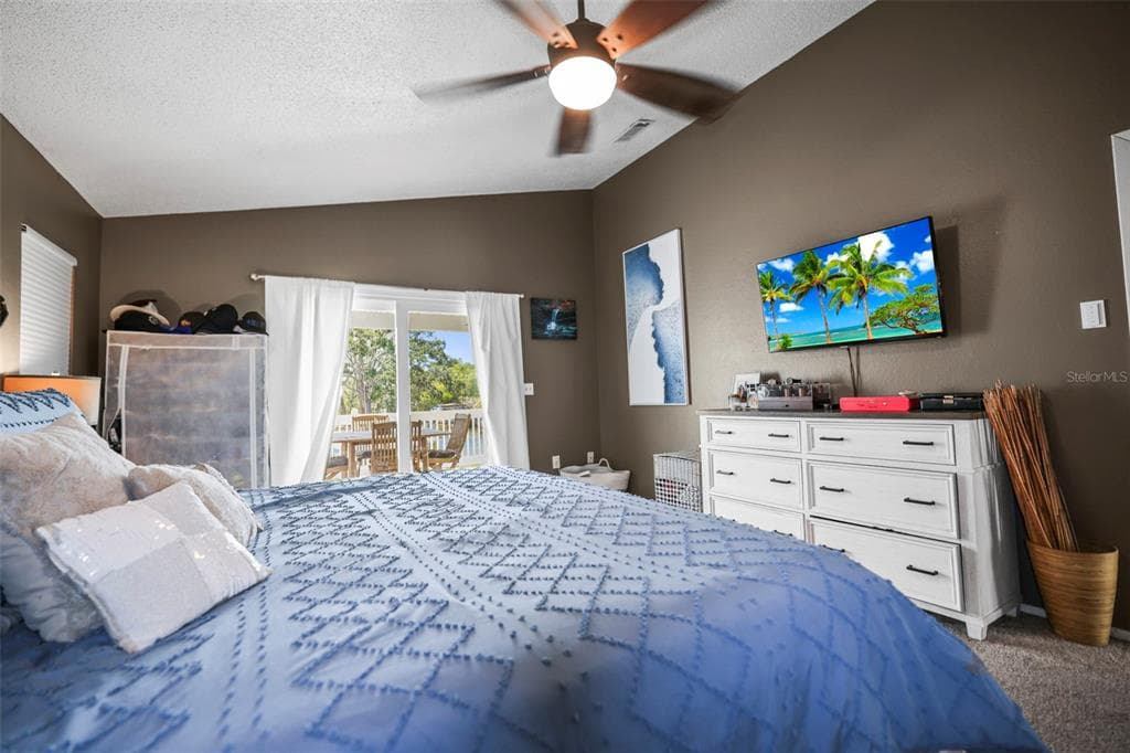 4966 ROBIN TRAIL photo 19