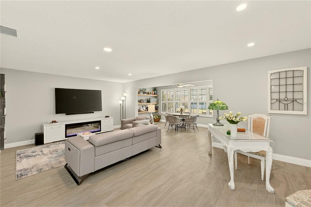 3018 59TH STREET S 112 photo 12
