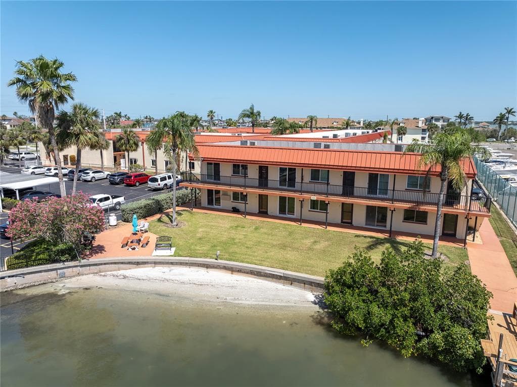 10365 PARADISE BOULEVARD 4 photo 17