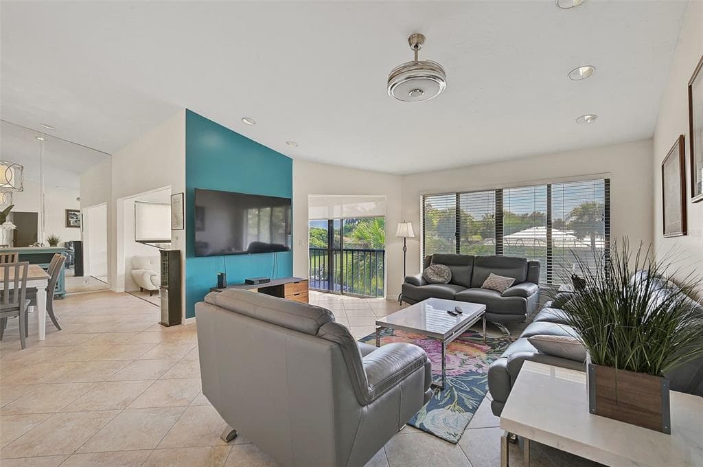 6660 SCHOONER BAY CIRCLE 6660 photo 24