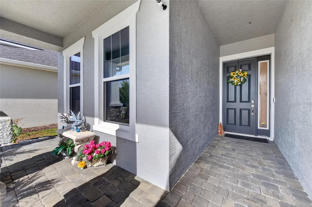 125 MOSAIC BOULEVARD photo 11