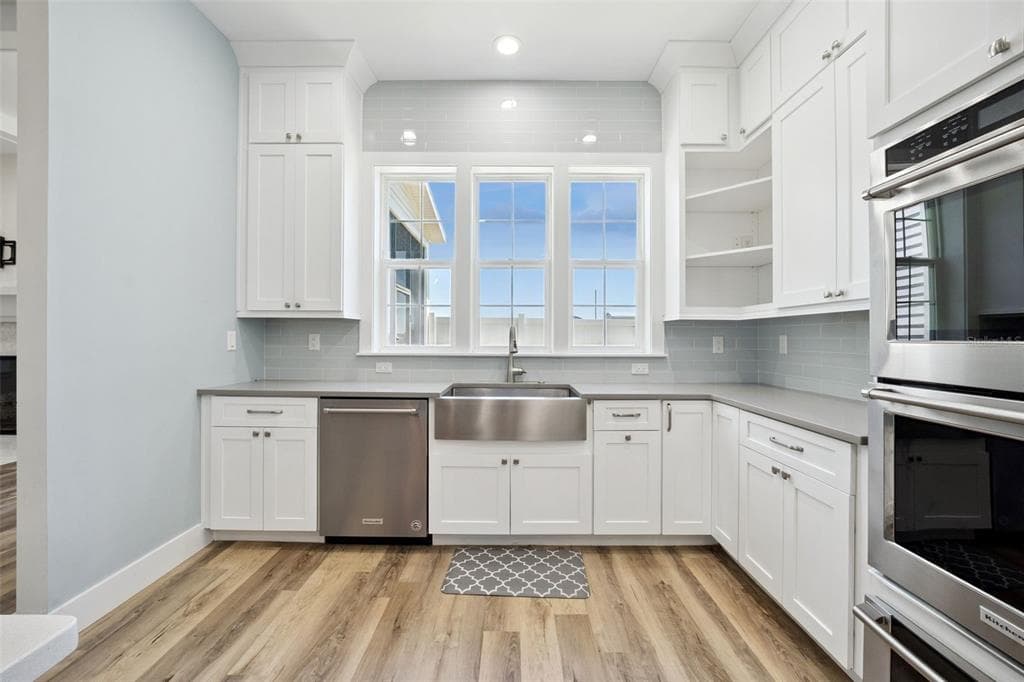 7956 LAKE NELLIE ROAD photo 24