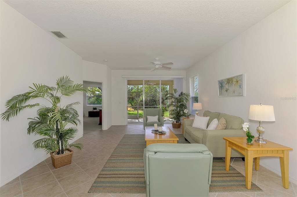 9367 CARNABY DRIVE photo 15